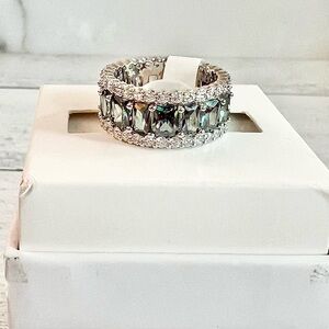 Elegant Silver Crystal Band Ring